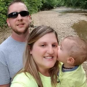 Meet your Posher, Kayla